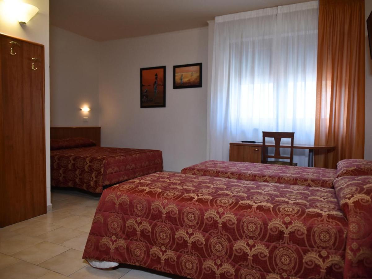Hotel E Appartamenti La Solaria Σαν Τζιοβάνι Ροτόντο Εξωτερικό φωτογραφία