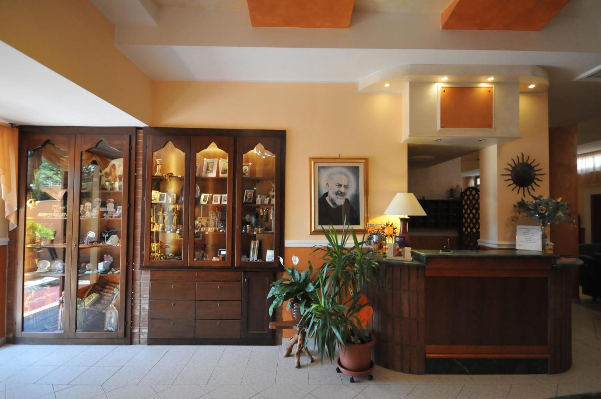 Hotel E Appartamenti La Solaria Σαν Τζιοβάνι Ροτόντο Εξωτερικό φωτογραφία